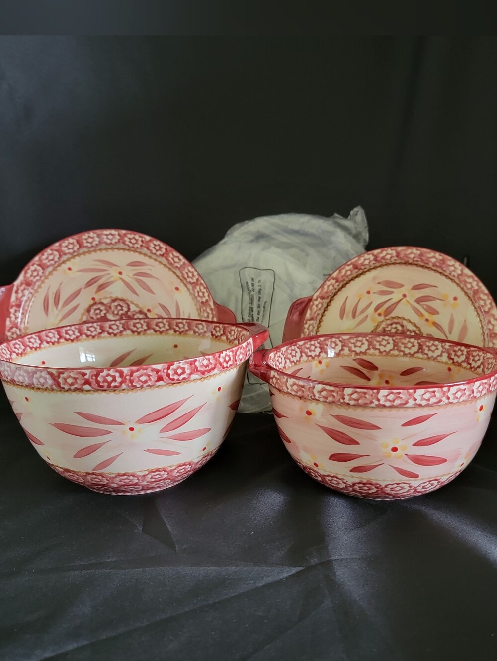 Temptations Cranberry 2 NEW Nesting Bowls Ceramic Trivet Lid-It Lids & Covers